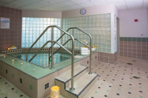 Sky Fitness Chicago - Massage and Spa - Whirlpool