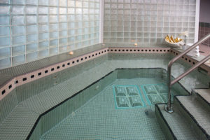 Sky Fitness Chicago - Massage and Spa - Whirlpool