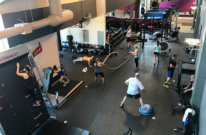 7 Amazing Benefits of Group Exercise - Sky Fitness Chicago